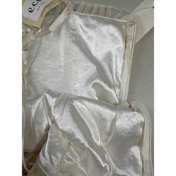 ECI New York 100% Silk Ivory Eyelet Ruffle Mini Spaghetti Strap Dress Size 10 - Picture 9 of 16